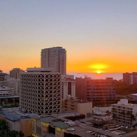 Waikiki Kuhio 1-Bedrm Apt, Ocean View, Free Parking & Wifi Гонолулу Экстерьер фото