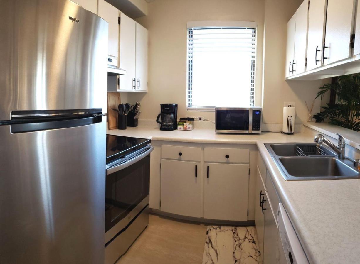 Waikiki Kuhio 1-Bedrm Apt, Ocean View, Free Parking & Wifi Гонолулу Экстерьер фото