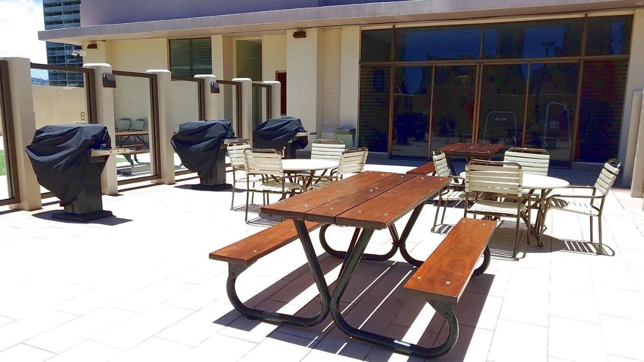 Waikiki Kuhio 1-Bedrm Apt, Ocean View, Free Parking & Wifi Гонолулу Экстерьер фото